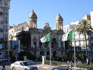 ORAN 10 2005 091 LE THEATRE ET LA PLACE D ARMES